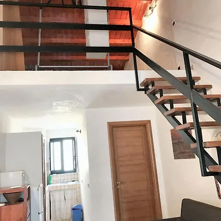 Comfortable House In With Air Conditioning On 30 M² *